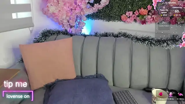 Snapshot of Doris_cruzz chatting on January 7, 2026, 1:24 pm Doris cruzz online show from January 7, 2026, 1:24 pm