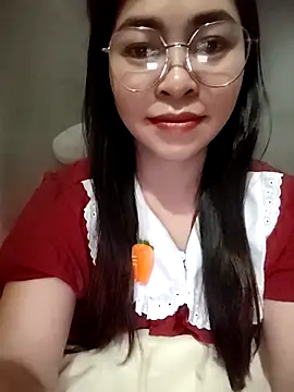 Bamboo-niee123 online show from April 3, 2026, 10:52 pm