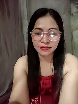 Snapshot of Bamboo-niee123 chatting on April 27, 2026, 2:04 pm Bamboo-niee123 online show from April 27, 2026, 2:04 pm