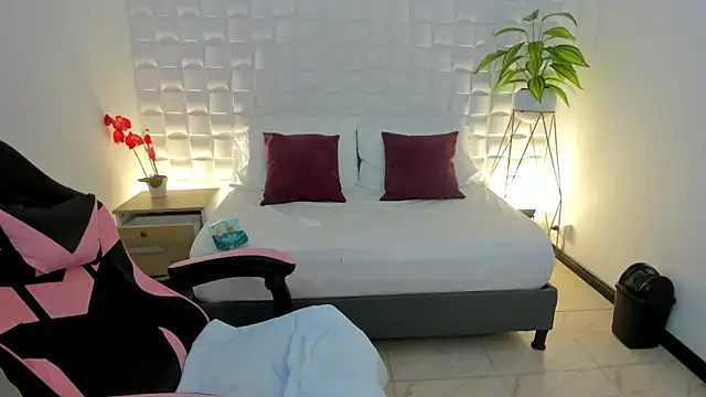 victoria 243 online show from February 24, 2026, 7:39 am