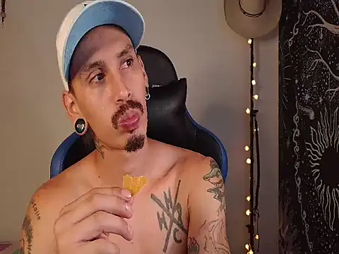 mateos6 6 online show from November 13, 2025, 2:32 am