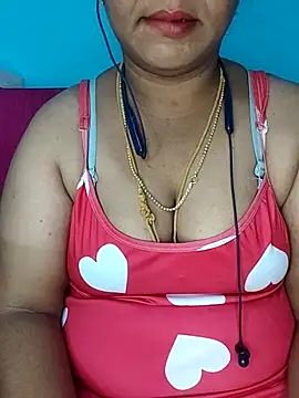 deepikasree143 online show from October 29, 2025, 7:15 pm