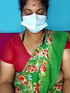 deepikasree143 online show from November 1, 2025, 5:37 pm