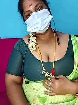 deepikasree143 online show from November 8, 2025, 5:56 pm