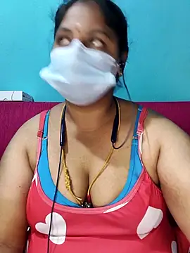 deepikasree143 online show from November 17, 2025, 6:19 am