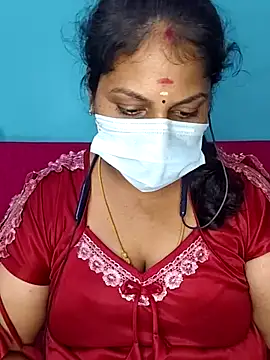 deepikasree143 online show from November 29, 2025, 6:44 pm