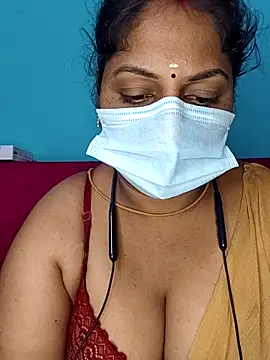 deepikasree143 online show from December 1, 2025, 5:01 am