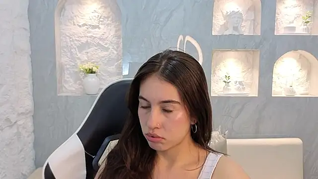 Nikka Tx online show from December 4, 2025, 3:38 am