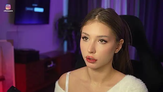 Snapshot of Cleose chatting on March 20, 2026, 7:02 am Cleose online show from March 20, 2026, 7:02 am