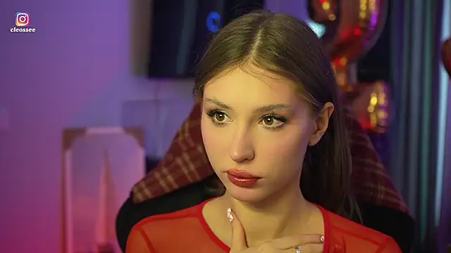 Snapshot of Cleose chatting on March 26, 2026, 7:14 am Cleose online show from March 26, 2026, 7:14 am