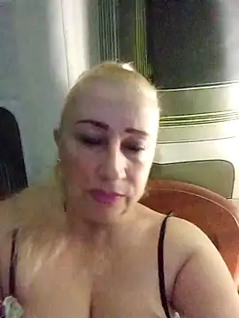 Esenia505 online show from November 21, 2025, 4:22 am