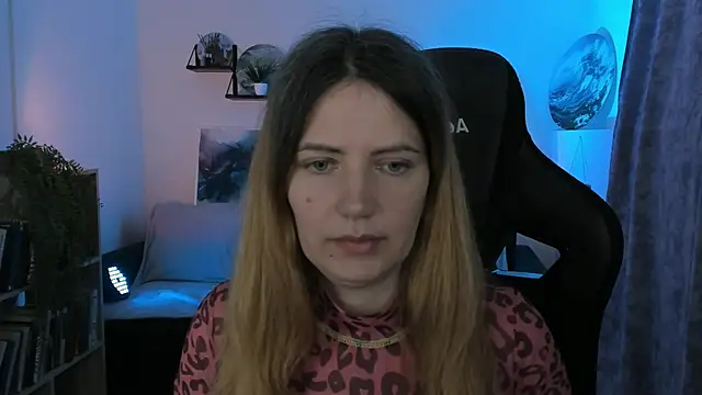 AleksaLaurent online show from December 4, 2025, 8:45 am