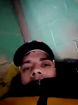 Snapshot of sentatebb chatting on October 29, 2025, 7:48 pm sentatebb online show from October 29, 2025, 7:48 pm