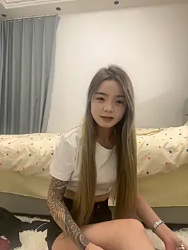 LX125216 online show from October 28, 2025, 5:26 pm