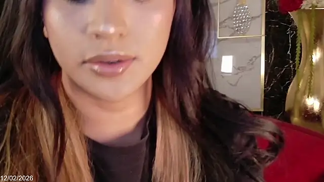 Snapshot of CHRIS_TWIINK chatting on February 13, 2026, 5:14 am CHRIS TWIINK online show from February 13, 2026, 5:14 am