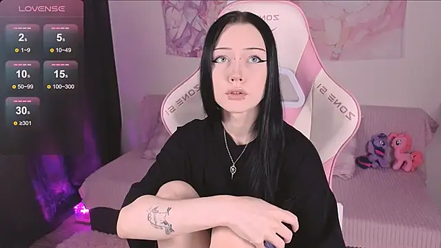 ophelia amber online show from July 1, 2026, 7:32 am