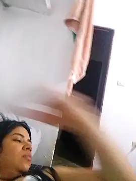 AlayaMore online show from November 3, 2025, 3:41 am