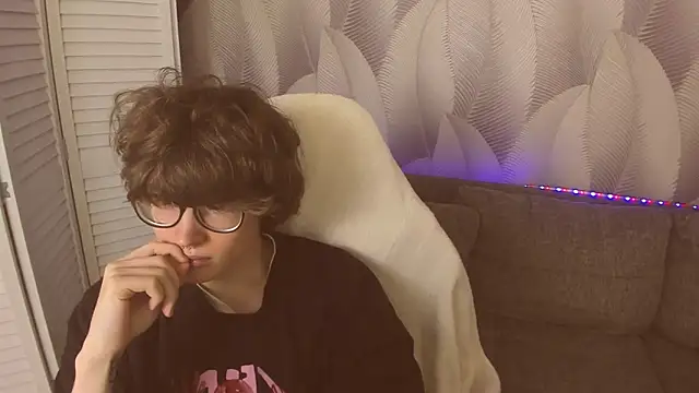 Syndy Dels online show from February 12, 2026, 3:51 pm