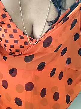 Snapshot of tamil_chitra12 chatting on November 20, 2025, 5:07 am tamil chitra12 online show from November 20, 2025, 5:07 am