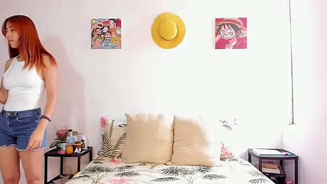 julialex  online show from November 9, 2025, 6:39 pm