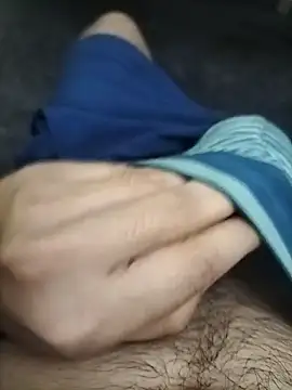 Snapshot of SentScruples chatting on December 1, 2025, 10:53 am SentScruples online show from December 1, 2025, 10:53 am