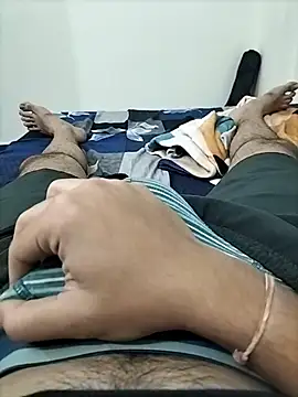 Snapshot of SentScruples chatting on December 2, 2025, 8:26 pm SentScruples online show from December 2, 2025, 8:26 pm