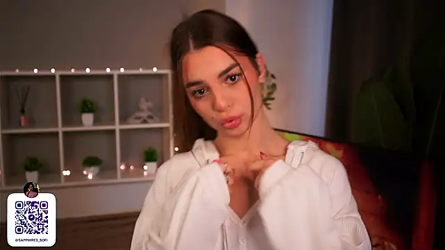 Snapshot of LauraHansil chatting on November 7, 2025, 7:52 am LauraHansil online show from November 7, 2025, 7:52 am