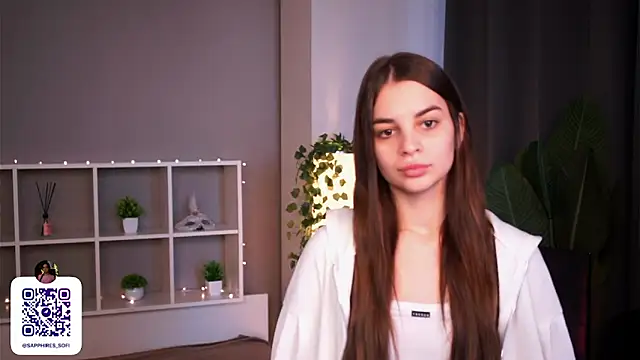 Snapshot of LauraHansil chatting on November 9, 2025, 6:44 am LauraHansil online show from November 9, 2025, 6:44 am