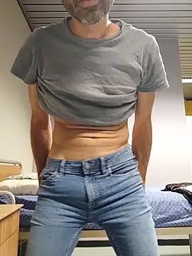 Snapshot of panco_pillo chatting on November 18, 2025, 8:35 pm panco pillo online show from November 18, 2025, 8:35 pm