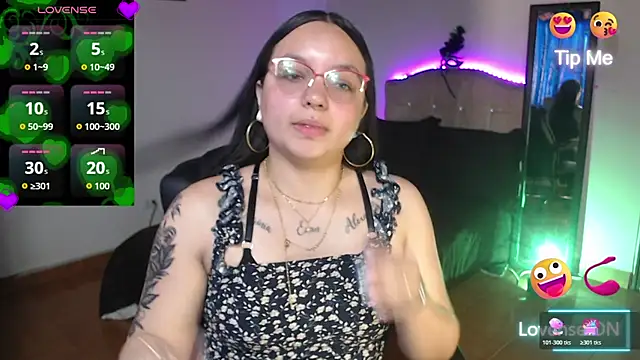 Snapshot of _anne_hot21 chatting on November 7, 2025, 12:49 pm anne hot21 online show from November 7, 2025, 12:49 pm