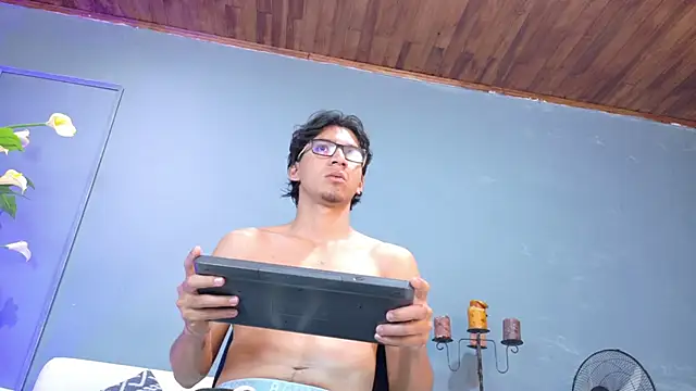 Snapshot of kane_del_toro chatting on October 30, 2025, 1:12 pm kane del toro online show from October 30, 2025, 1:12 pm