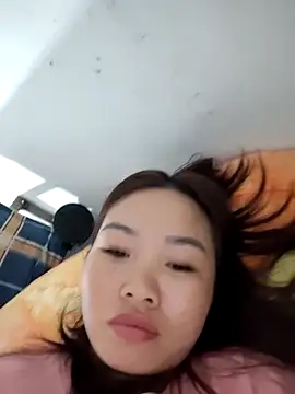 chu-bibo online show from December 15, 2025, 4:44 pm