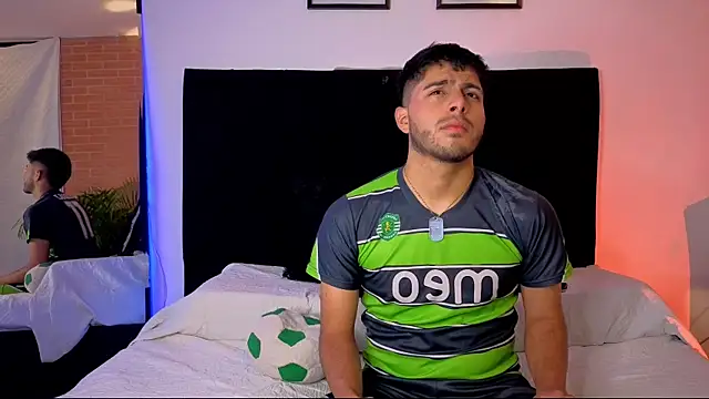 Snapshot of jaiden_thoner chatting on January 8, 2026, 10:39 am jaiden thoner online show from January 8, 2026, 10:39 am