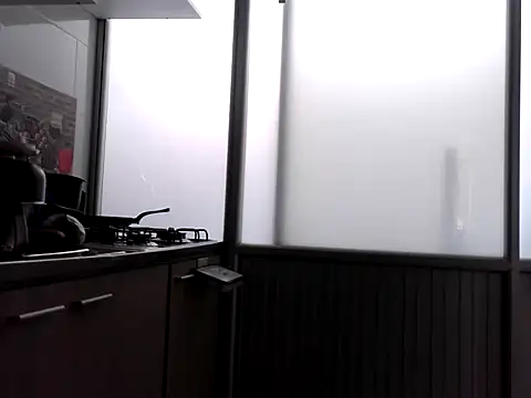 Snapshot of KendallTwisTx chatting on December 17, 2025, 6:25 pm KendallTwisTx online show from December 17, 2025, 6:25 pm