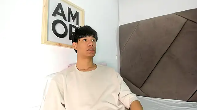 michael vidal online show from November 8, 2025, 7:56 pm