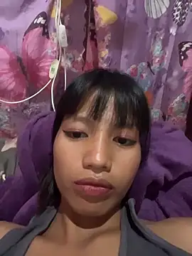 hottiebabe23 online show from November 21, 2025, 5:50 am