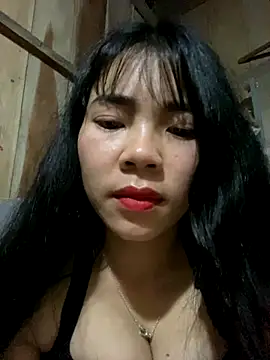 Snapshot of Nul-chal chatting on December 4, 2025, 8:28 pm Nul-chal online show from December 4, 2025, 8:28 pm