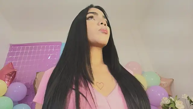 roxana scott1 online show from March 31, 2026, 3:52 am