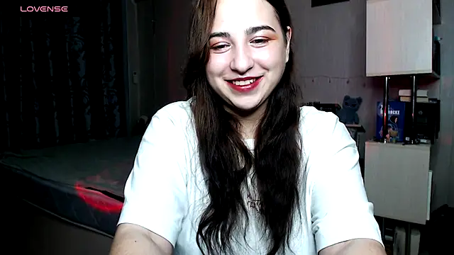 Snapshot of erica__mills chatting on November 1, 2025, 9:28 pm erica mills online show from November 1, 2025, 9:28 pm