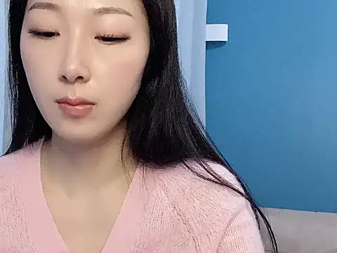 ella55-- online show from November 15, 2025, 5:05 am