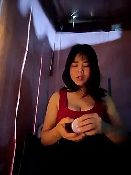 Snapshot of Nahata-suki chatting on December 3, 2025, 7:27 am Nahata-suki online show from December 3, 2025, 7:27 am