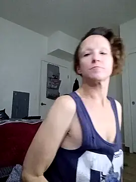 Karebearz1 online show from November 18, 2025, 4:44 pm