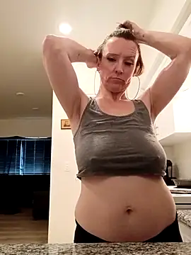 Karebearz1 online show from March 7, 2026, 4:59 pm