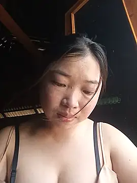 julybe online show from July 15, 2026, 6:40 am