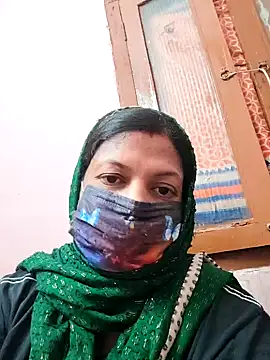 Snapshot of pujapujarrrr chatting on October 29, 2025, 3:58 pm pujapujarrrr online show from October 29, 2025, 3:58 pm