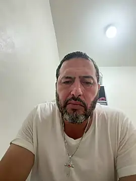 Snapshot of ezrah23 chatting on March 30, 2026, 5:19 am ezrah23 online show from March 30, 2026, 5:19 am