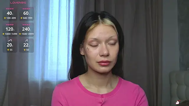 BrandiFraise online show from November 7, 2025, 8:03 am