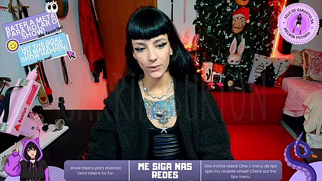 CarrieBurton online show from November 23, 2025, 3:56 pm