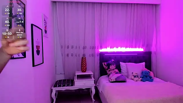 Luna Jonnes1 online show from February 10, 2026, 11:25 am