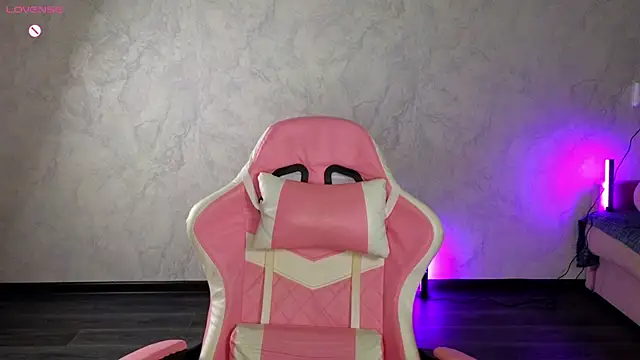 Lovelly molly1 online show from April 4, 2026, 4:59 pm